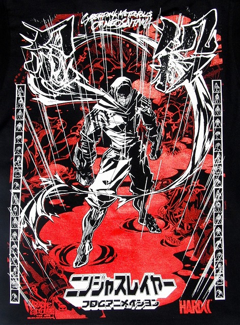 背中には堂々と「忍殺」の文字。『ニンジャスレイヤー フロムアニメイシヨン』Tシャツが発売開始 | Anime Recorder