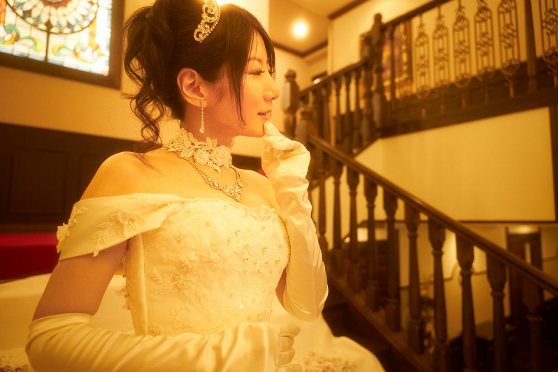 結婚式はあいのなかで 有料生配信特番に明坂聡美がパーティードレス 原田ひとみ 山本希望はウェディングドレス姿で登場 Anime Recorder